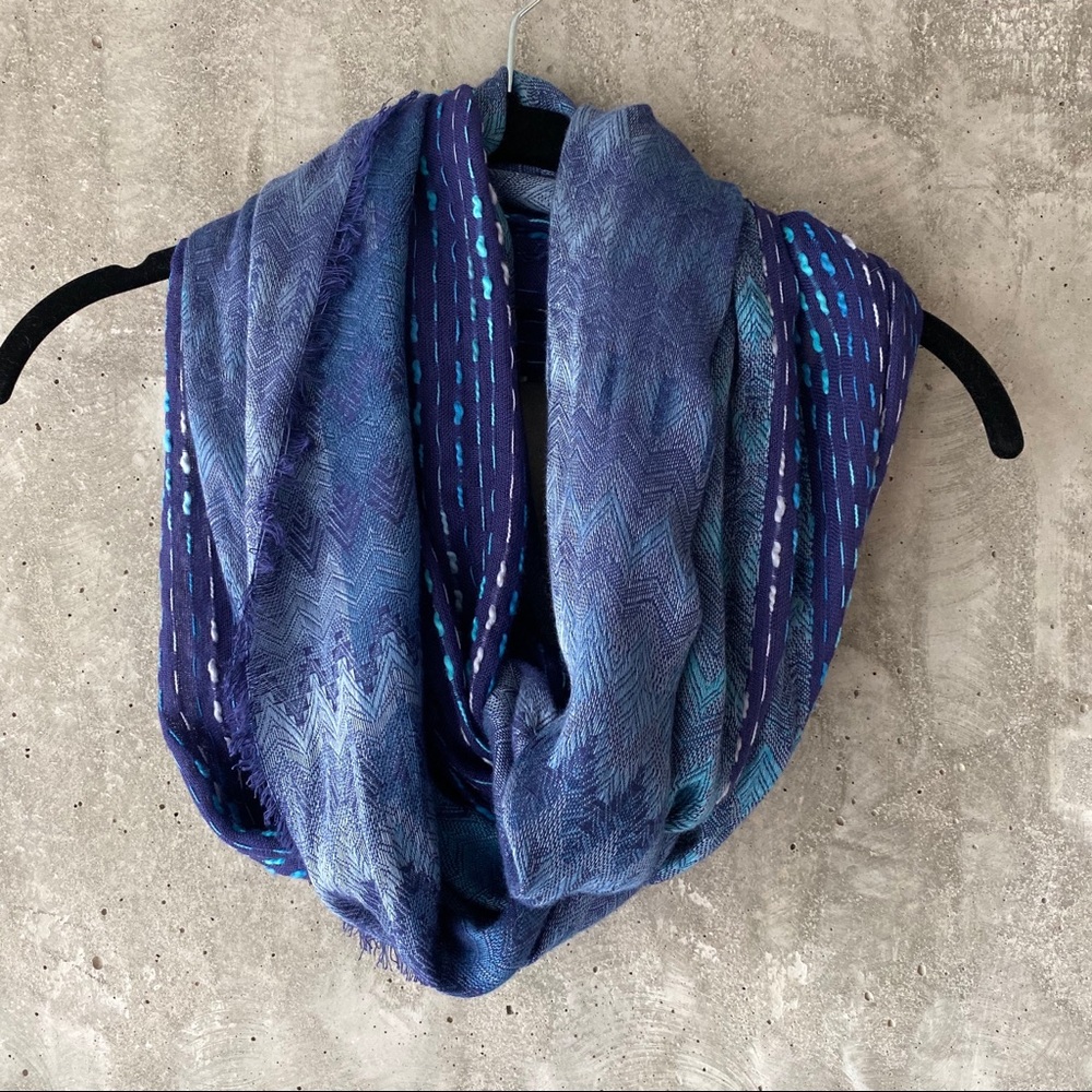 Blue Chambray Patterned Infinity Scarf - Picture 2 of 6